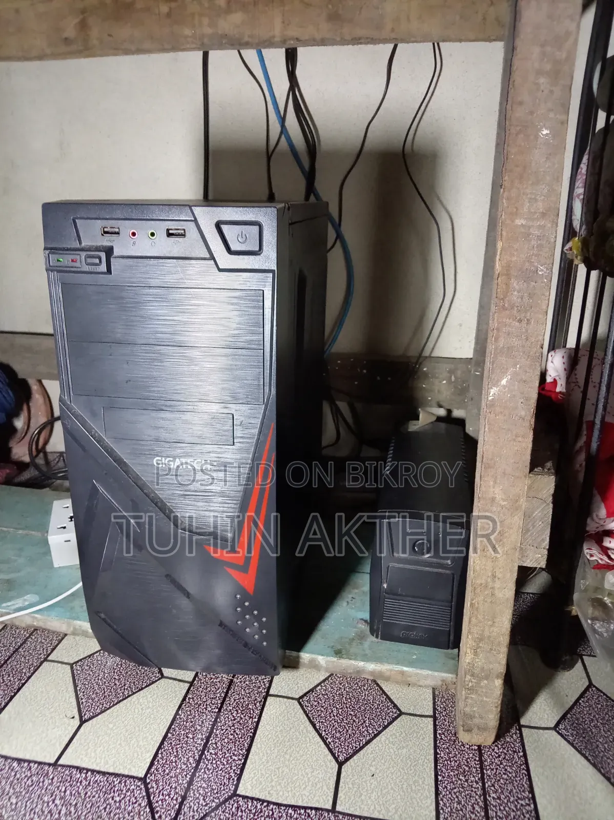 Desktop Computer 4GB HDD+SSD 128GB