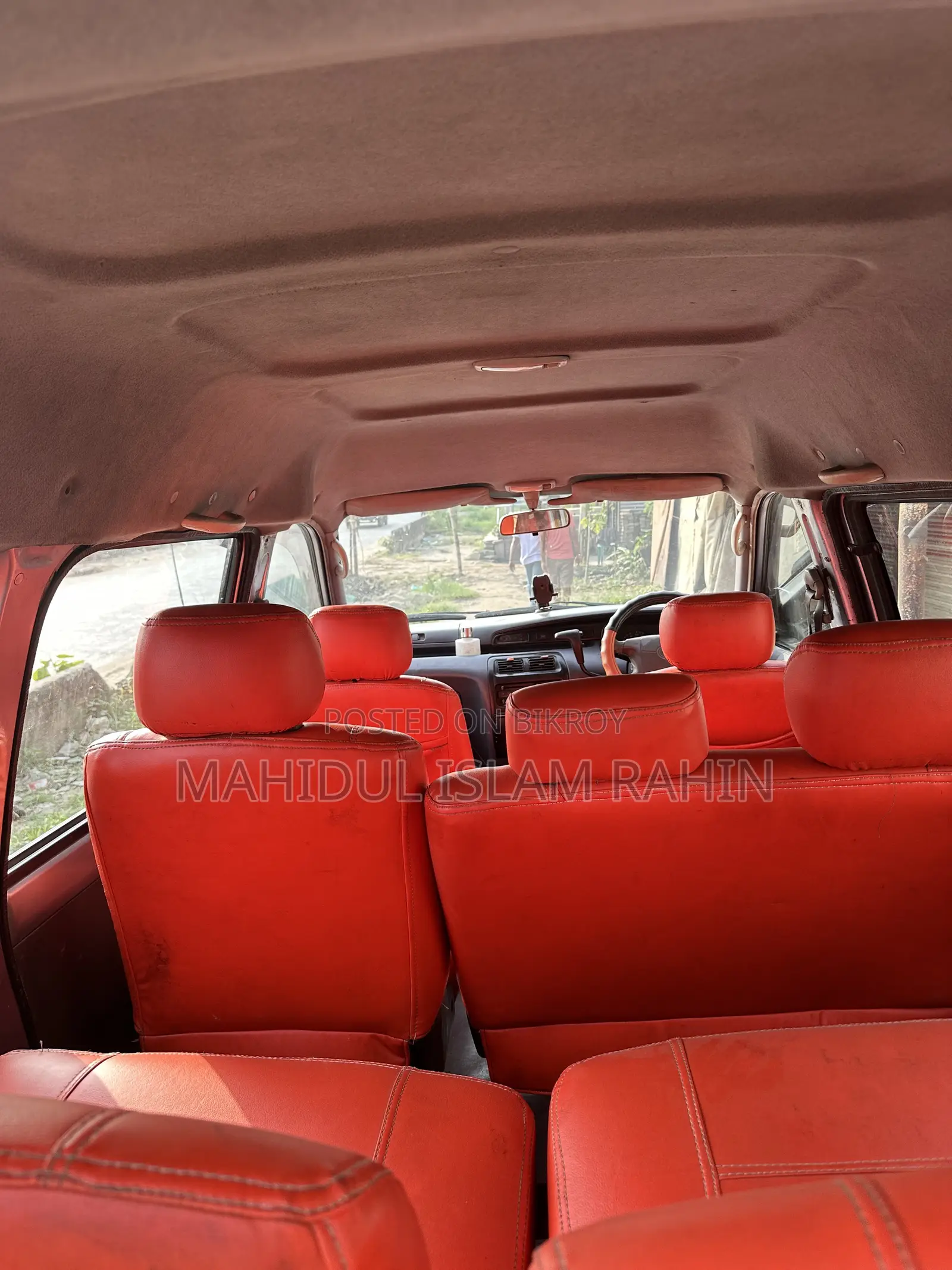 Toyota Noah 2.0 Front Wheel Drive (8 Seater) 2001 Silver