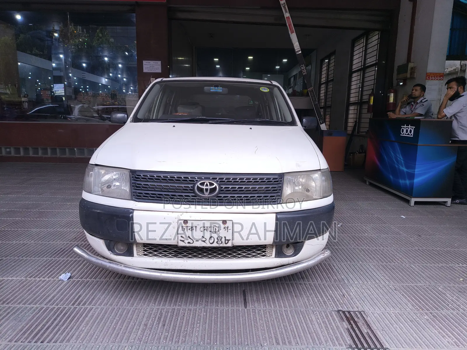 Toyota Corolla Station Wagon 1999 White
