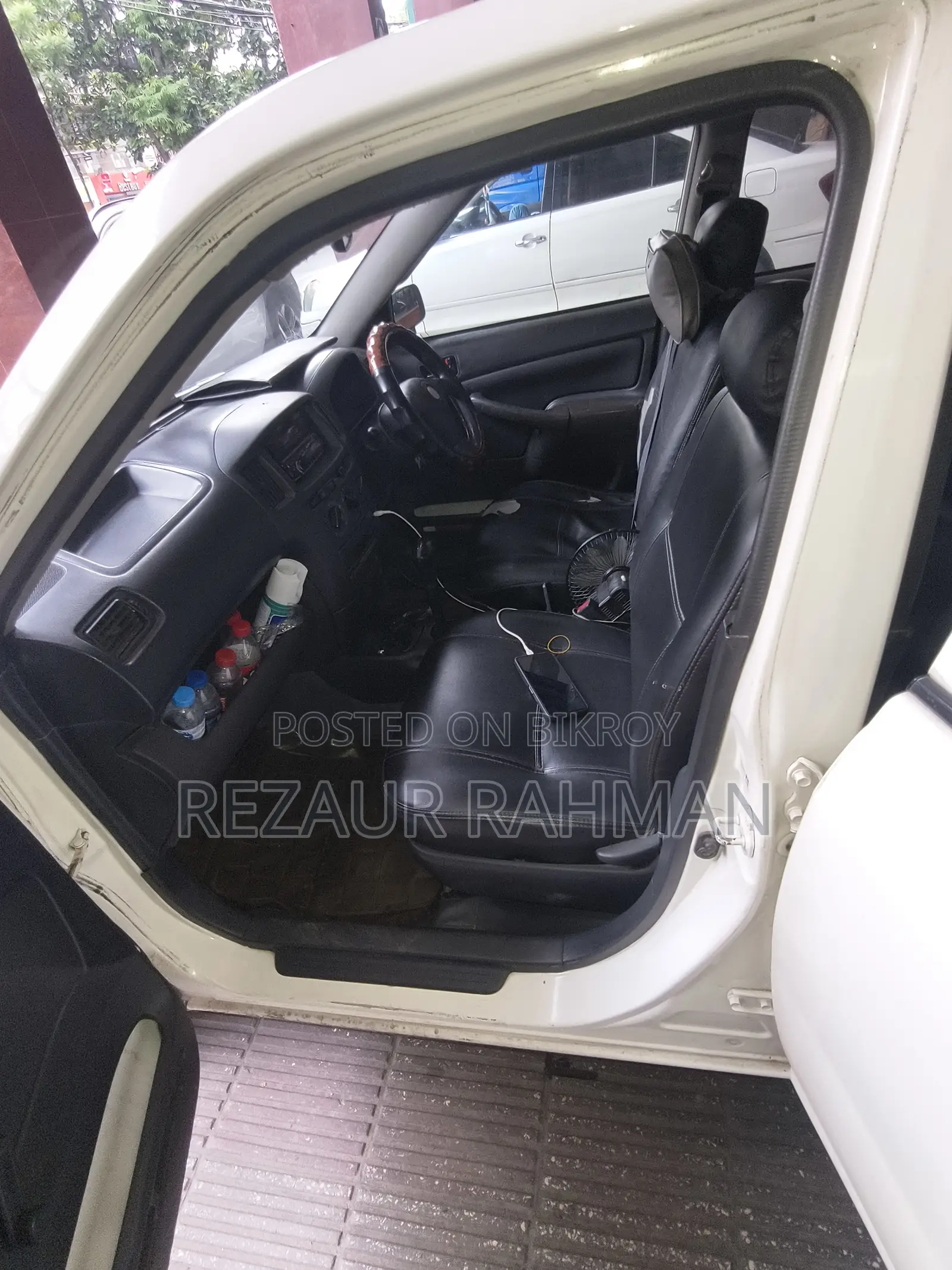 Toyota Corolla Station Wagon 1999 White