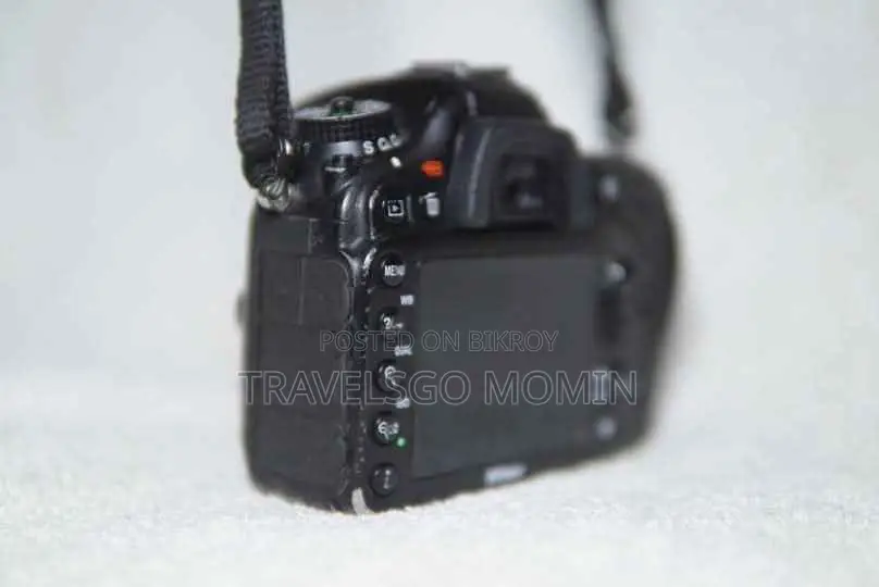 Nikon D-610 (Full Frame Body) Nikkor Lens 85mm f/1.8. Nearly Fresh