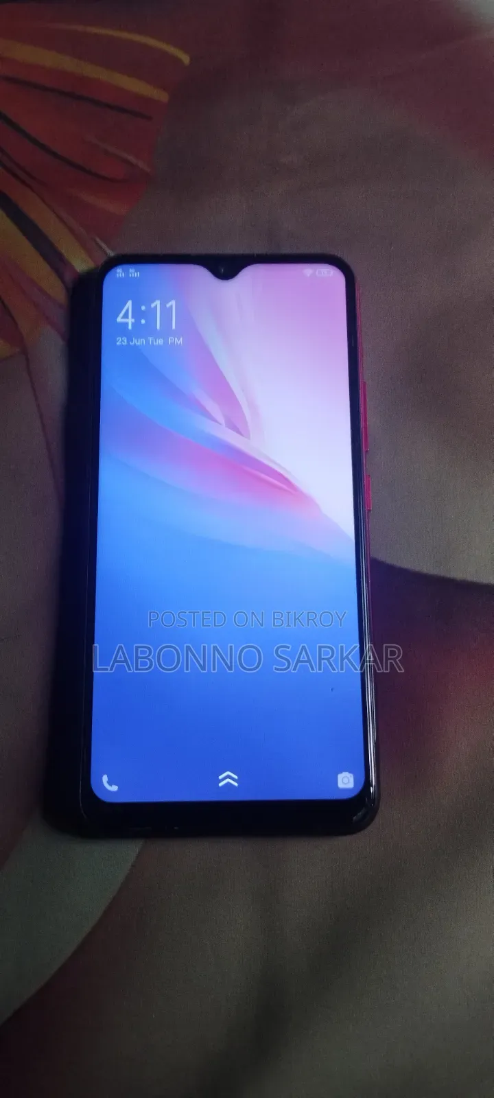 Vivo 128 GB Red