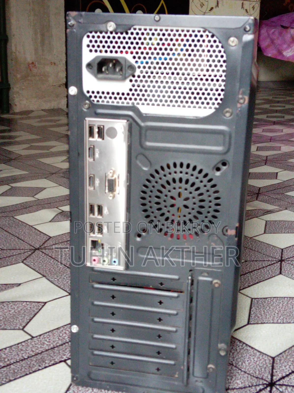 Desktop Computer 4GB HDD+SSD 128GB