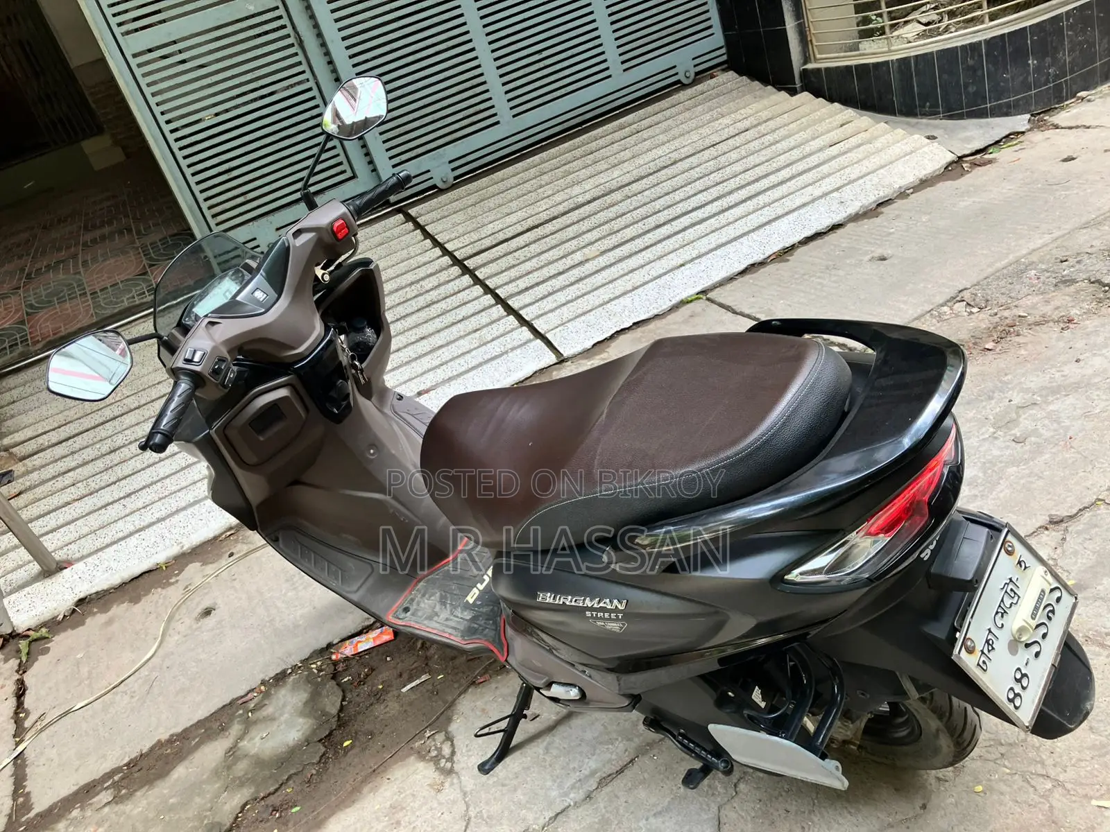 Suzuki Burgman 2023 Black