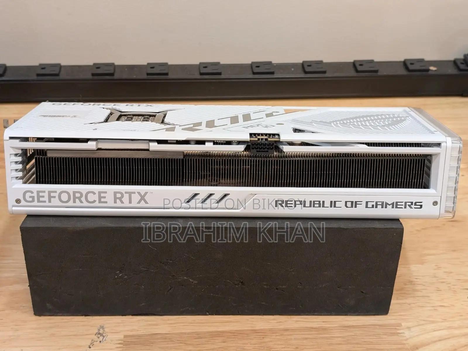 24 GB RAM GeForce RTX 4090 Graphics Card