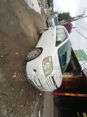 Toyota Noah 2003 Pearl