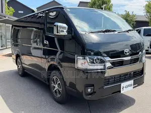 New Toyota HiAce 2021 Black