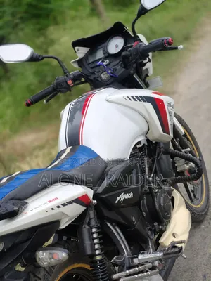 TVS Apache RTR 160 2V 2015 White