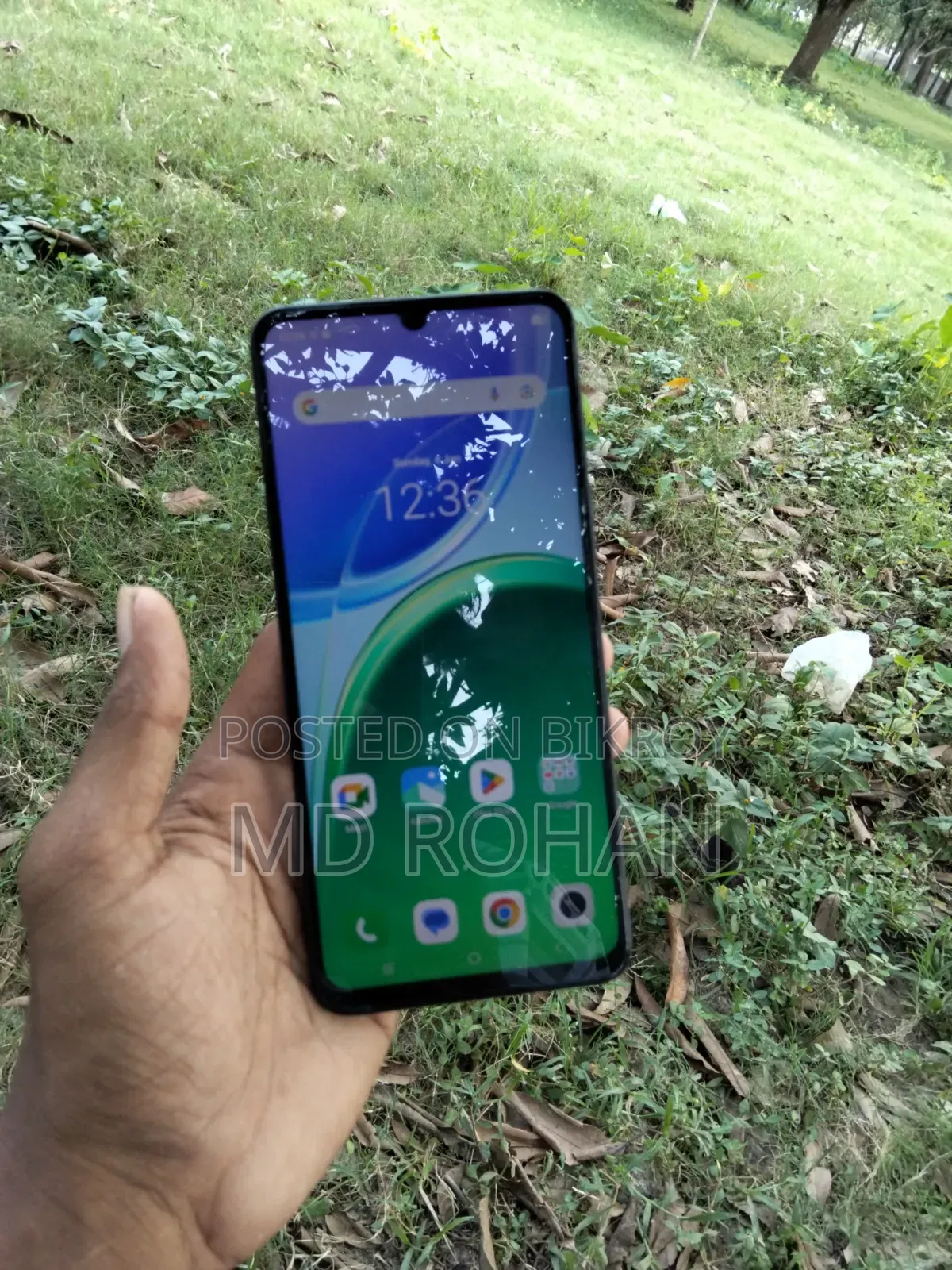 Vivo Y04 64 GB Blue