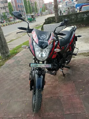 হিরো ইগনিটর ২০২২ কালো