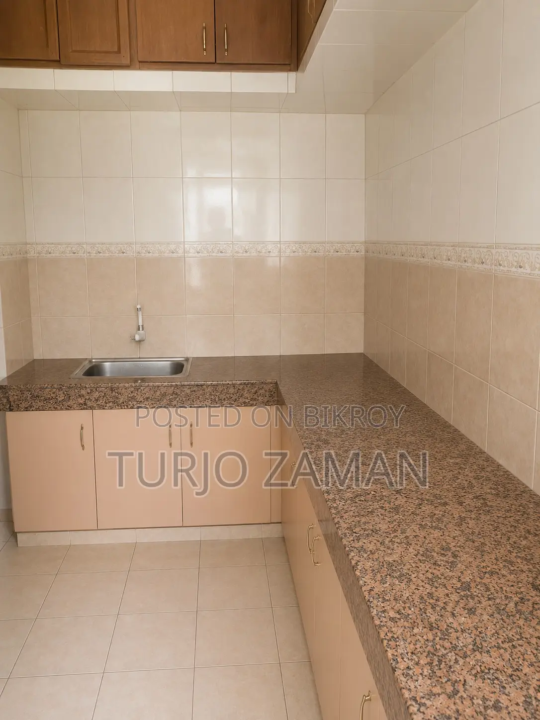 3-bedroom Apartment in Malibag for sale