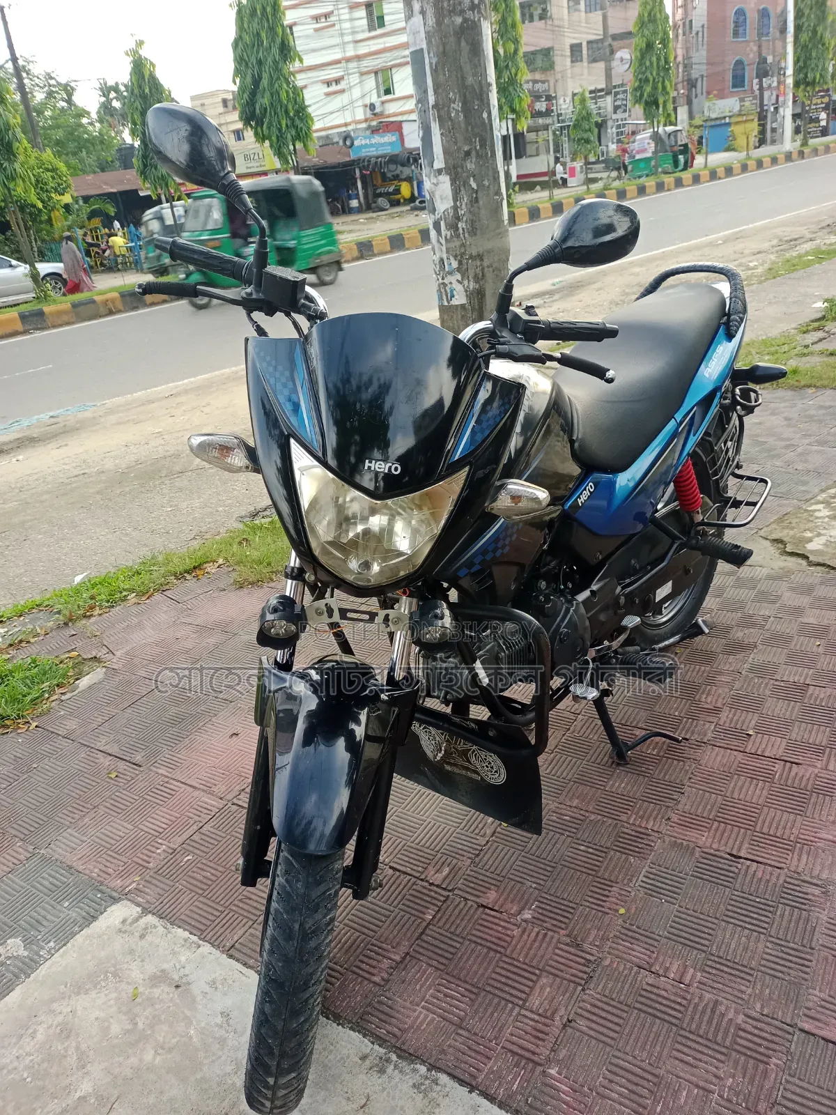 Hero Glamour 2020 Black