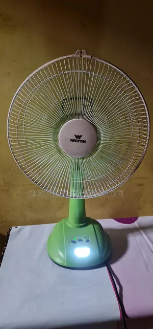 Walton Rechargeable Fan