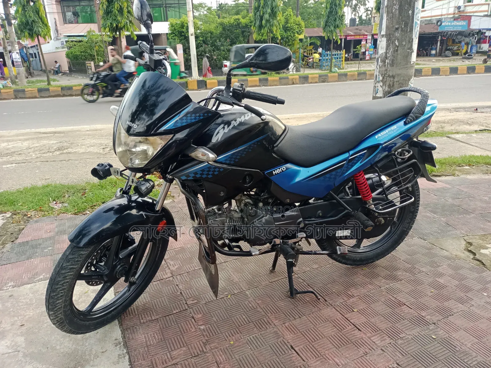 Hero Glamour 2020 Black