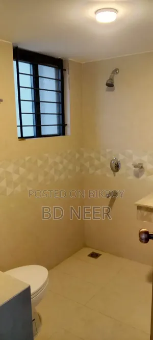 বনানীতে ২৪৮৫ বর্গফুটের অফিস স্পেস ভাড়ার জন্য