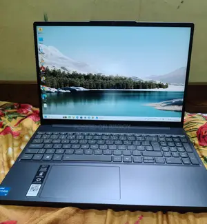 ল্যাপটপ লেনোভো আইডিয়াপ্যাড ৩ ১৬জিবি ইন্টেল কোর আই৫ এসএসডি ৫১২জিবি