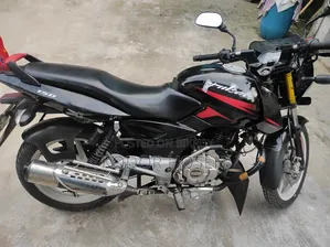 বাজাজ পালসার ১৫০ ২০১৭ কালো