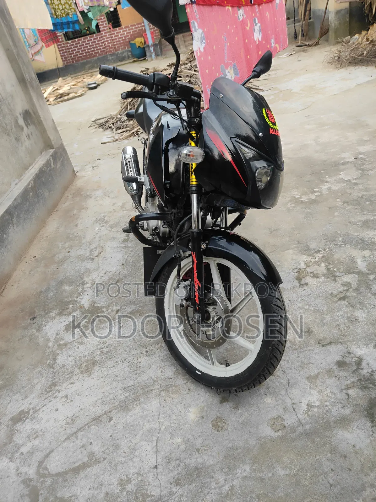 বাজাজ পালসার ১৫০ ২০১৭ কালো