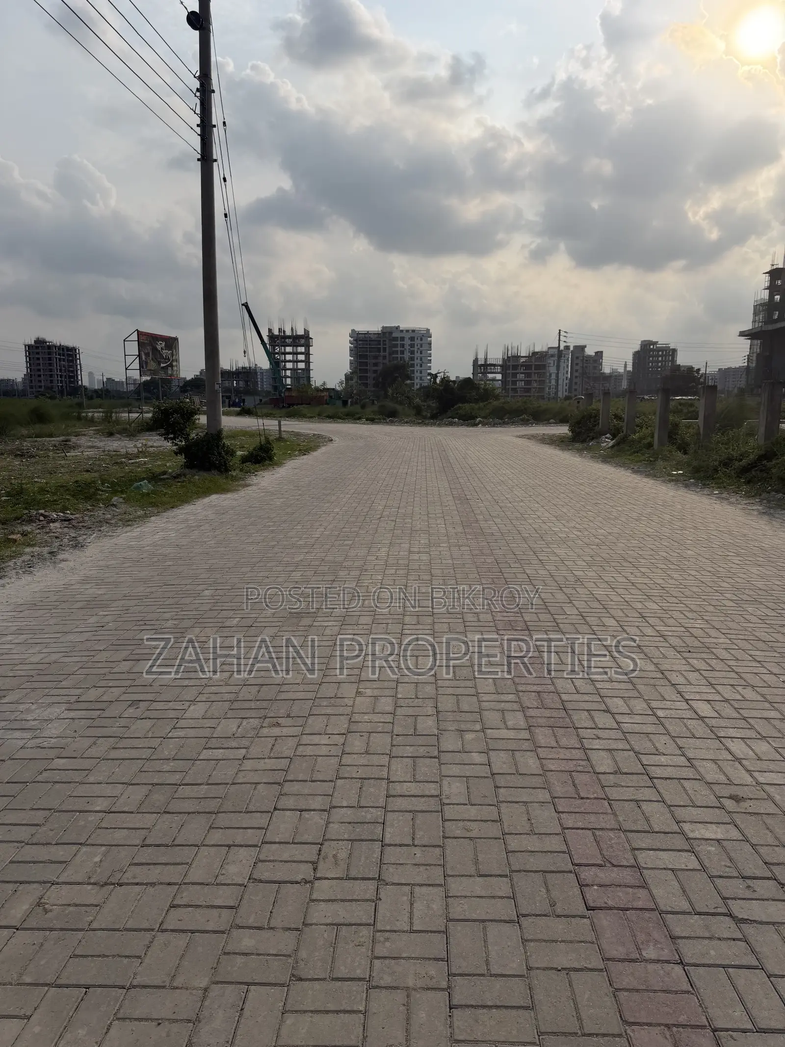 Bashundhara I Block 12 Katha South Face Plot Sell