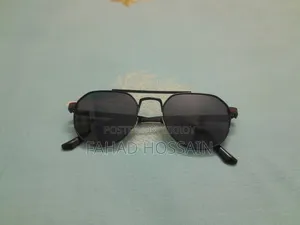 Gucci Sunglass