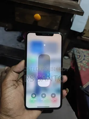 New Apple iPhone XS Max 64 GB Gold