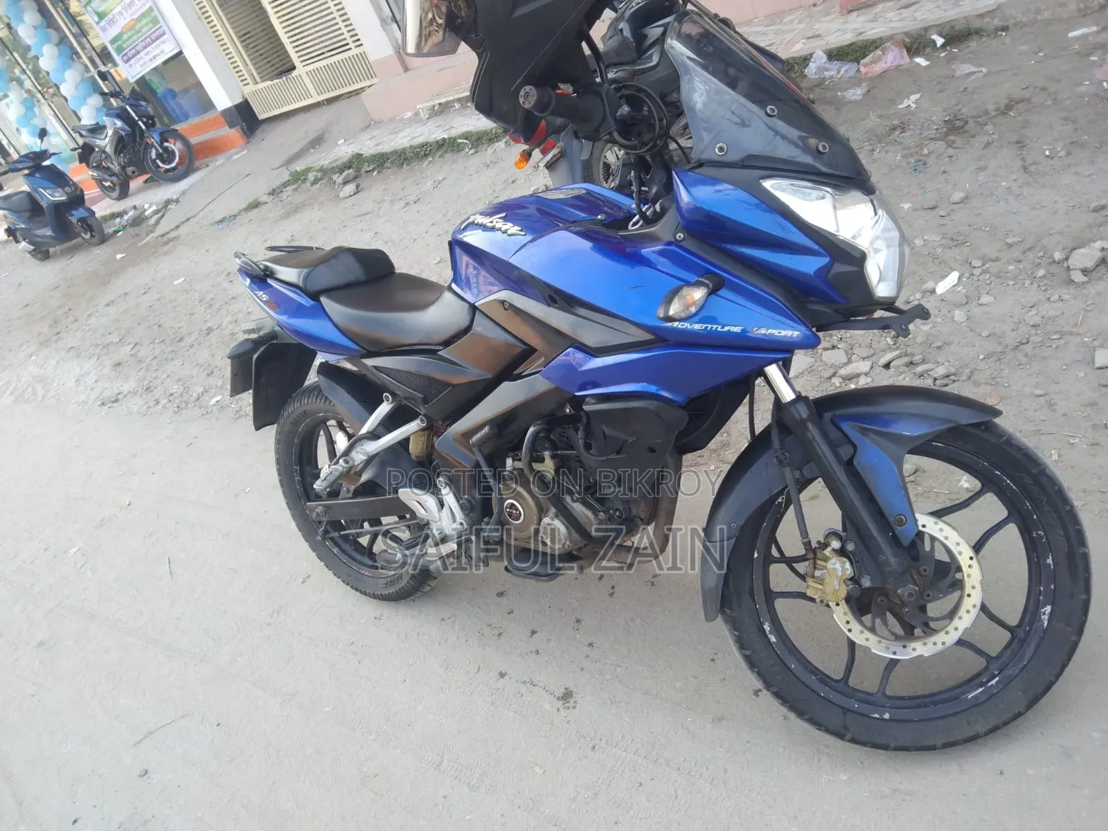 Bajaj 2017 Blue