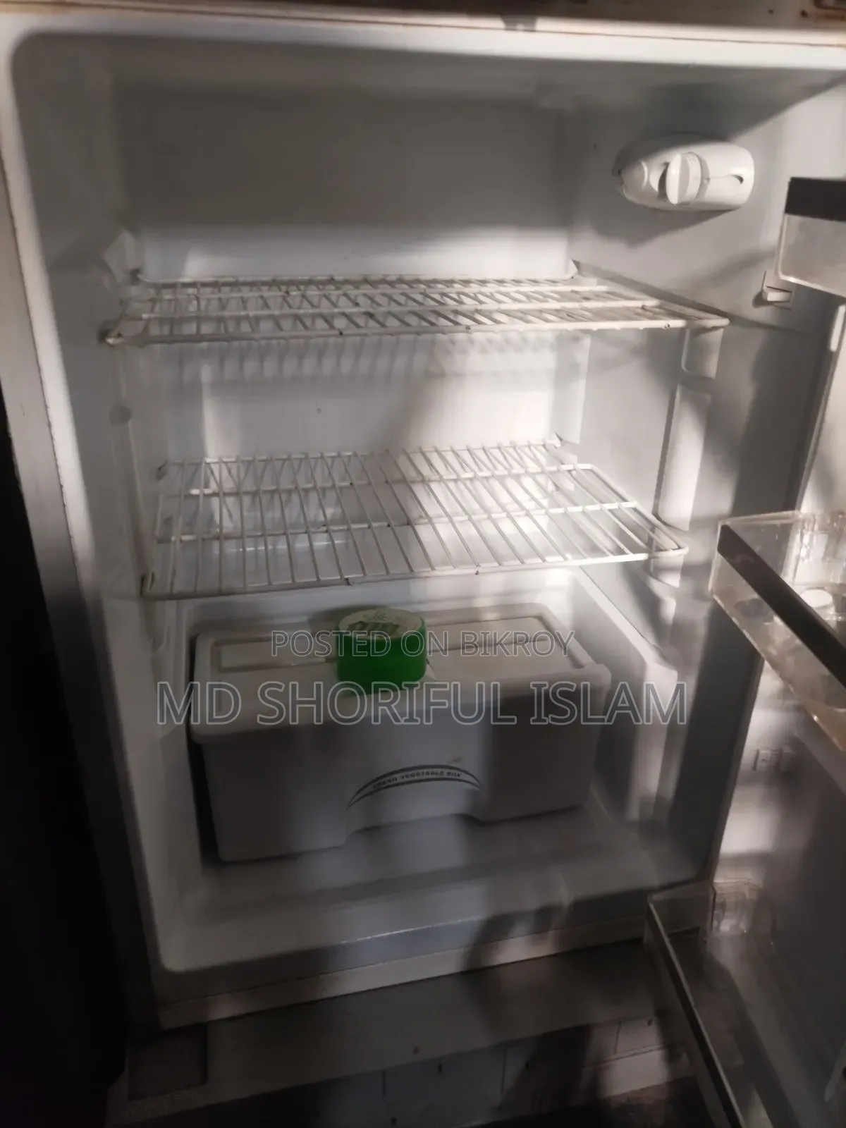 Refrigerator