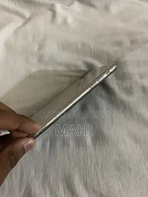 Apple iPhone X 64 GB White