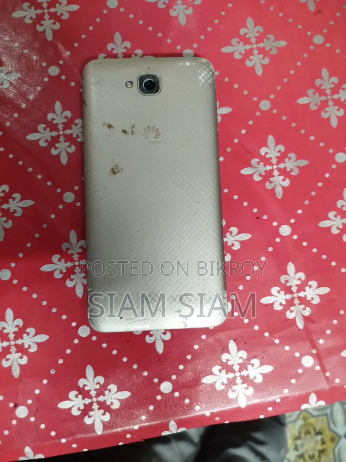 Huawei Y6 16 GB Silver