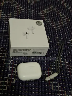এয়ারপডস প্রো সাদা রঙ ১৫ দিন ব্যবহৃত