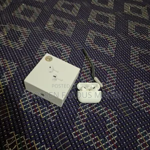 এয়ারপডস প্রো সাদা রঙ ১৫ দিন ব্যবহৃত