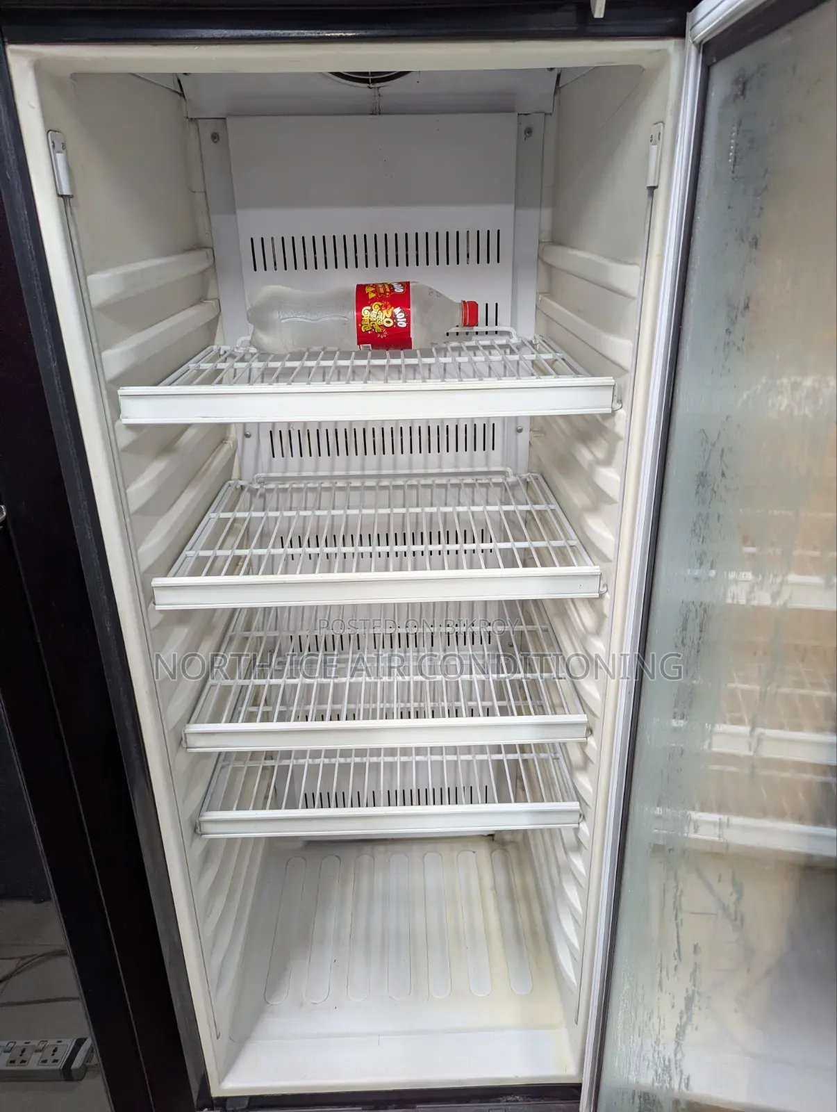 Singer Beverage Cooler 250 Ltr.