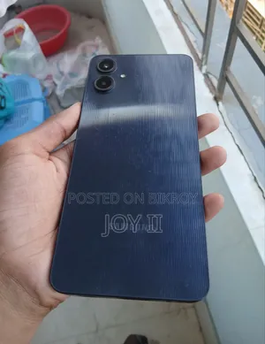 Samsung Galaxy A06 64 GB Black