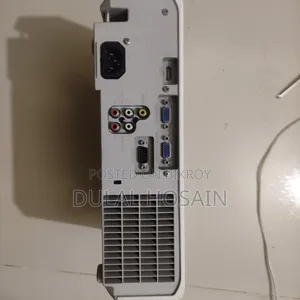 Hitachi Projector