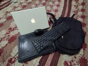 Laptop Apple MacBook 2007 4GB HDD 256GB