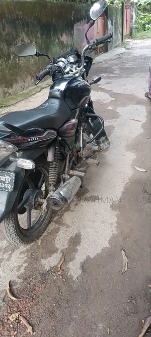 Bajaj Discover 100 2014 Black