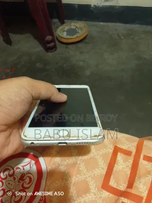 Apple iPhone 6 64 GB White