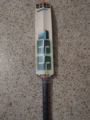 SS Master 7000 Cricket Bat
