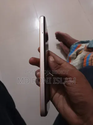 Infinix Hot 30i 128 GB Orange
