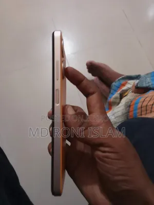 Infinix Hot 30i 128 GB Orange