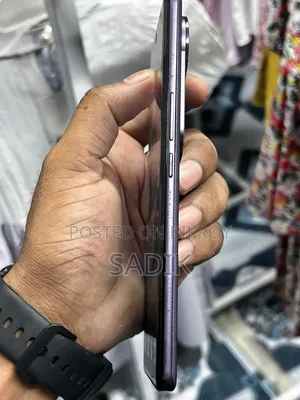 ভিভো ভি৪০ ৫জি ২৫৬ জিবি পার্পল