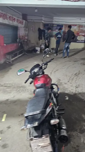 বাজাজ পালসার ১৫০ ২০১২ লাল