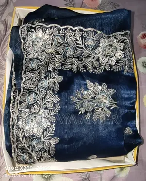 গাঢ় নেভি ব্লু রঙের প্রিমিয়াম শাড়ি