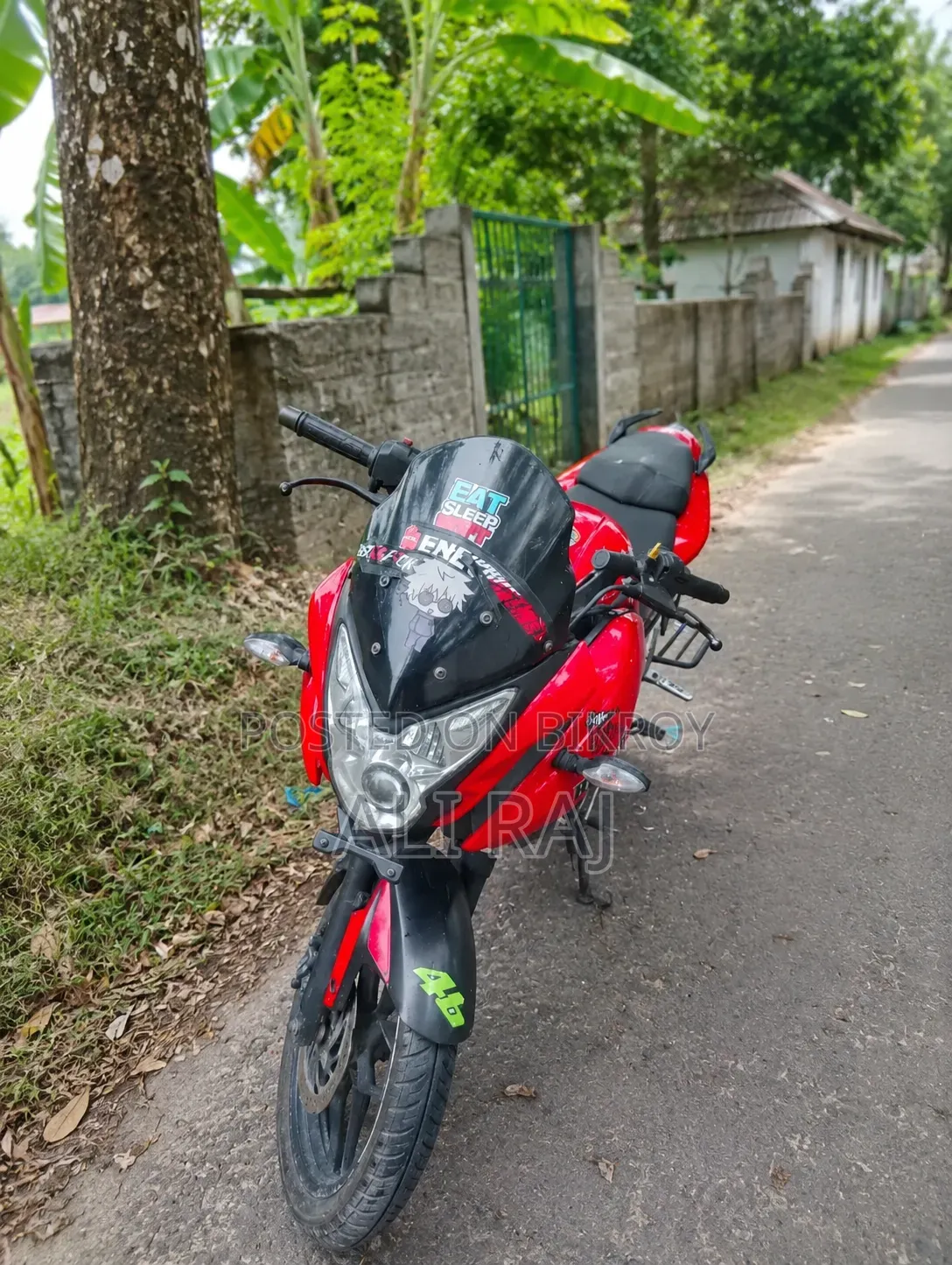 বাজাজ পালসার ১৫০ ২০১৭ লাল