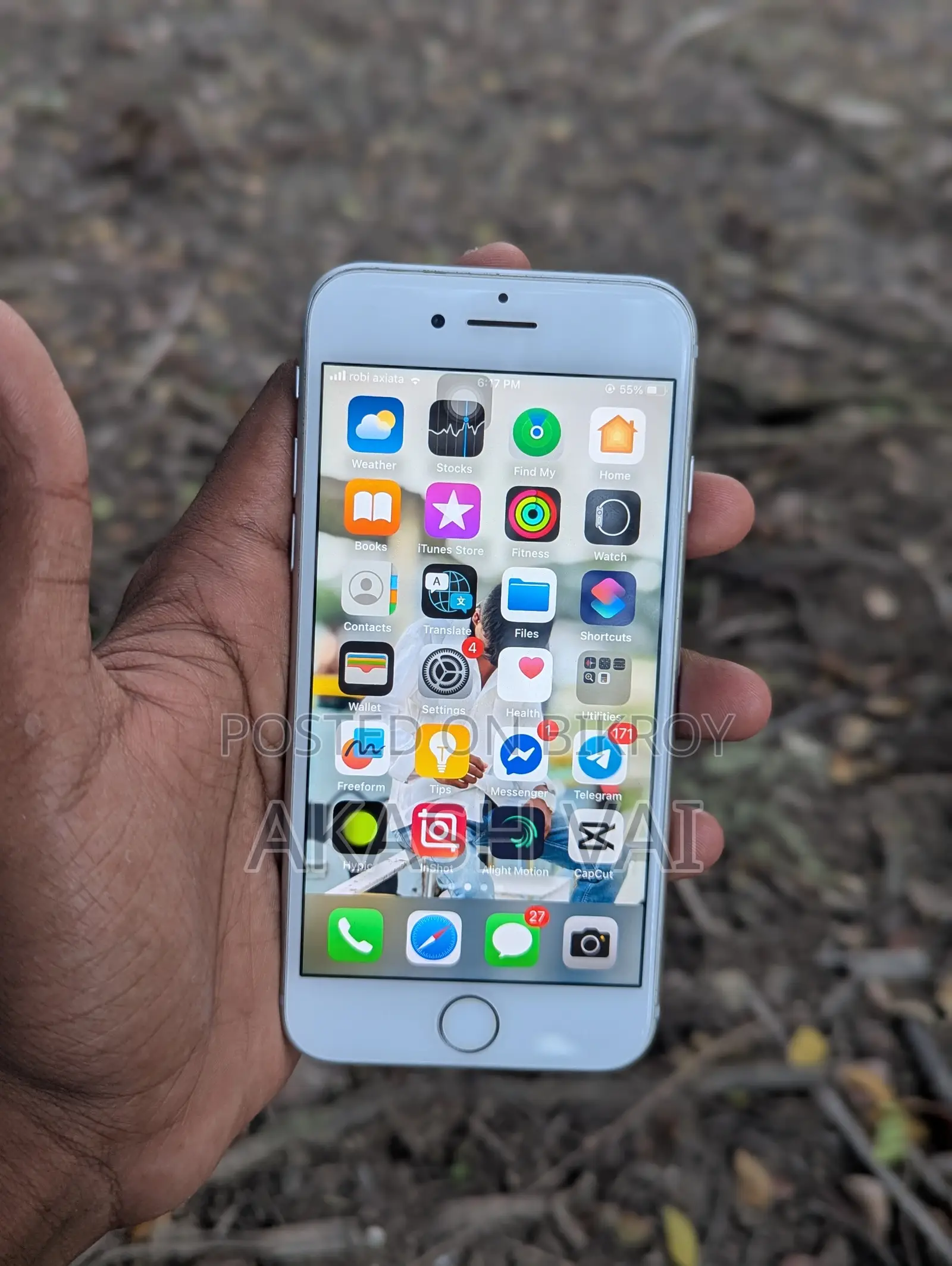 New Apple iPhone 8 64 GB White