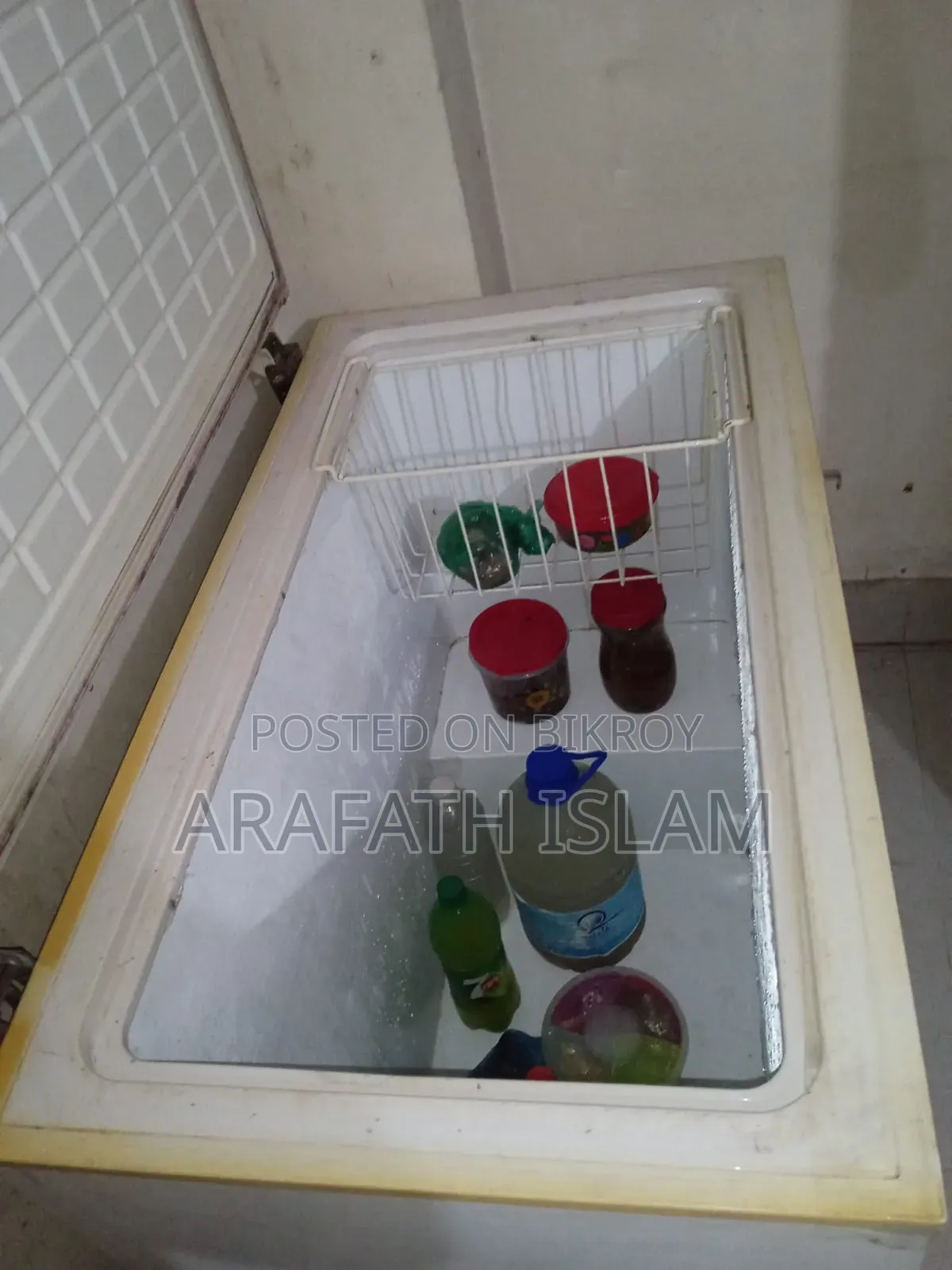 Singer brand 205-liter deep freezer for sale