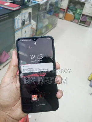 Samsung A10 32 GB Blue