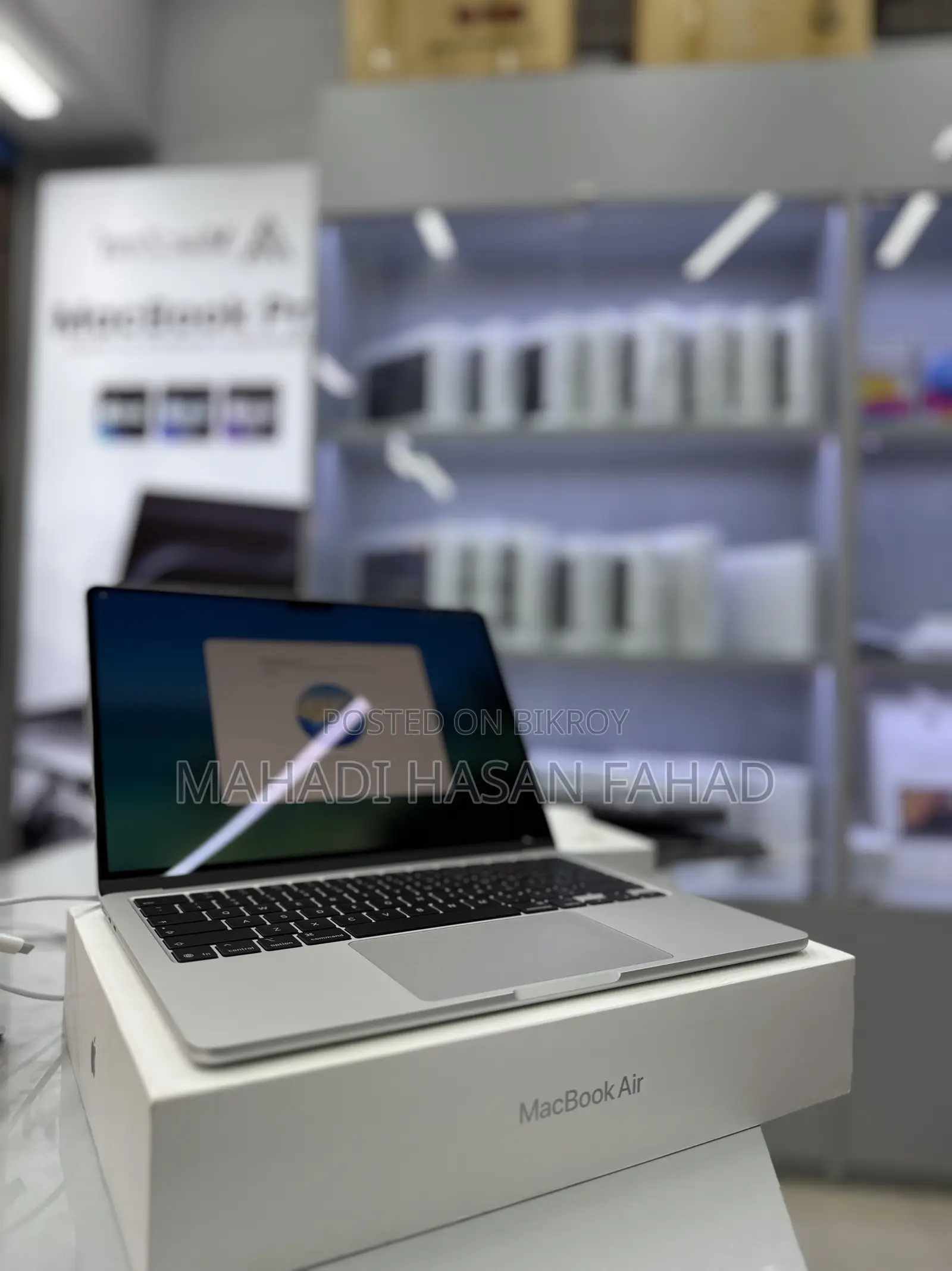 New Laptop Apple MacBook Air 2026 M5 16GB Apple M5 SSD 512GB
