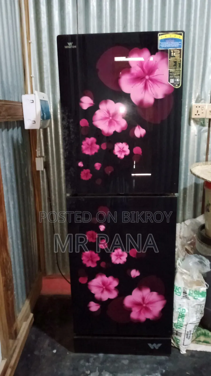 Selling fridge for money