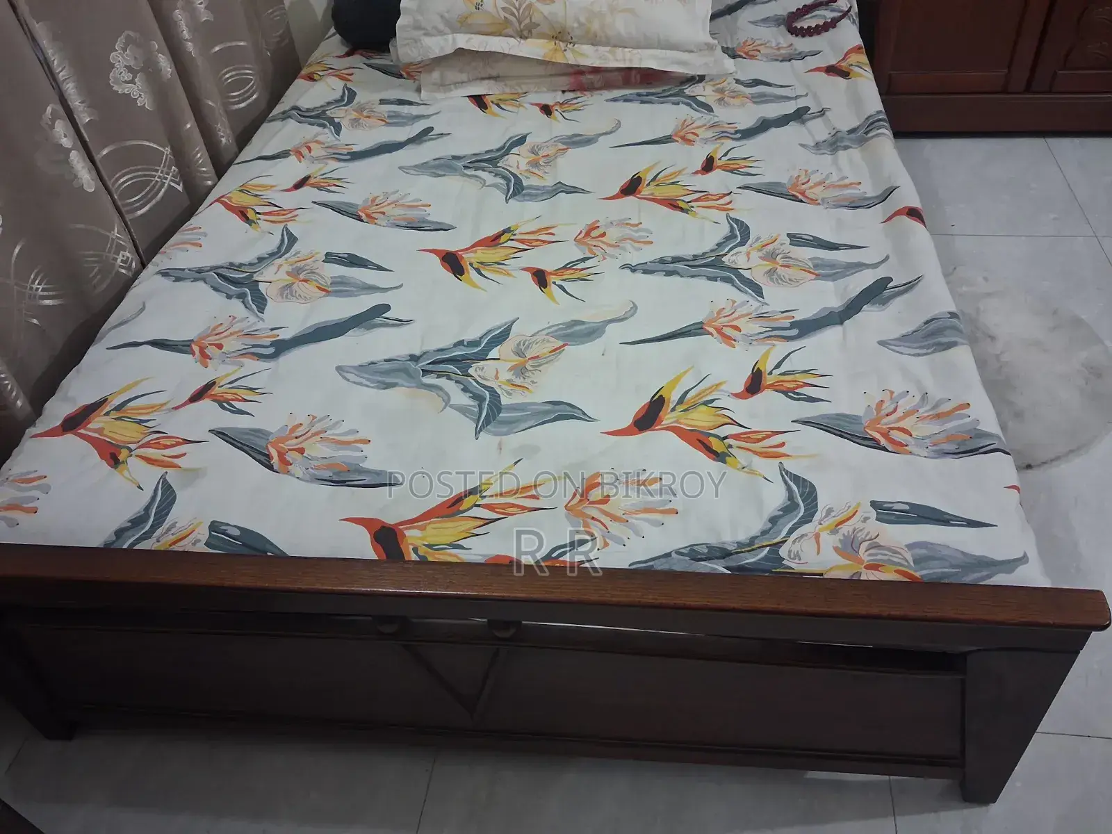 Otobi Single Bed